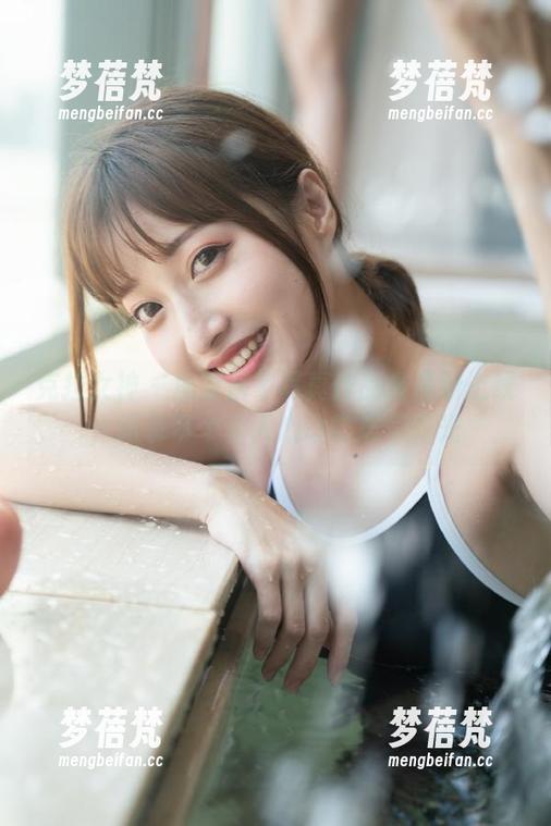 克拉女神 - 凌雪居家写真作品集最新上线，记录每个令人心动的居家时光
