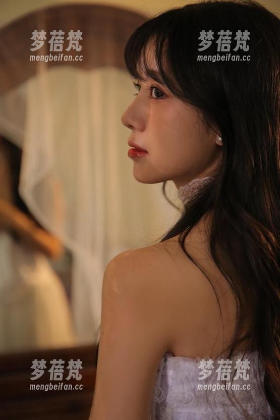 克拉女神 - 精选分享：嘉萌睡衣写真全集与无修原图各有千秋