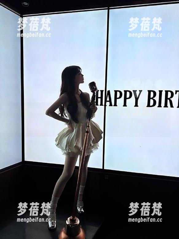 克拉女神 - 高子琁比基尼福利全景原图，夏天不看简直太可惜了！