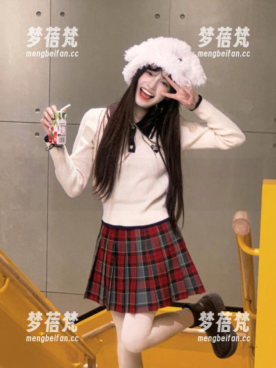 优雅与纯洁的结合：兔玩映画的纯白睡裙写真原图，赏心悦目不容错过