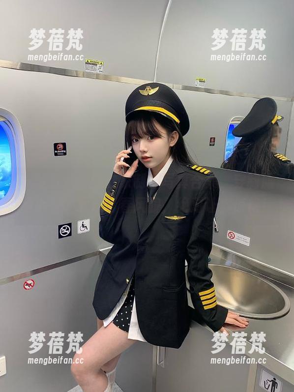 兔玩映画 下载兔玩映画独家制服写真合集,穿制服的小姐姐展现青春风貌,绝对让你惊艳!
