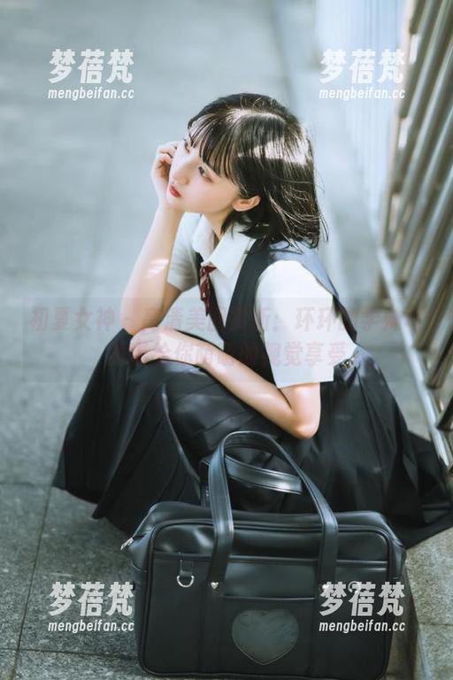 初夏女神 - 高清美图赏析：环环的学妹写真带给你萌萌的视觉享受