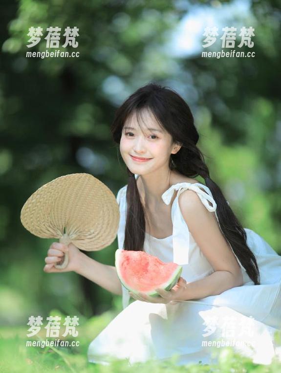 喵糖映画 - 蠢沫沫全套写真原图，潜藏在每一张中的秘密与惊喜
