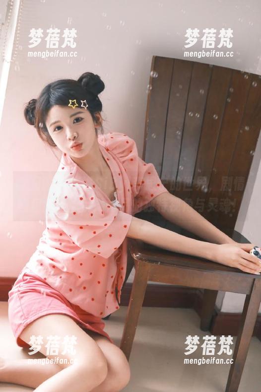 嗲囡囡-SiByl李思宁 嗲囡囡 - 走进SiByl李思宁的世界,剧情图包全面展示她作品的独特视角与灵魂!