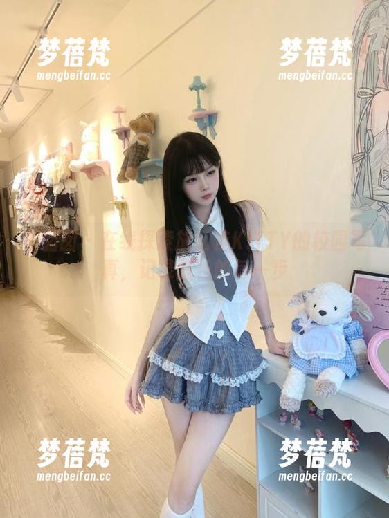 嗲囡囡 - 在线探索施忆佳KITTY的校园写真，记录成长的每一步