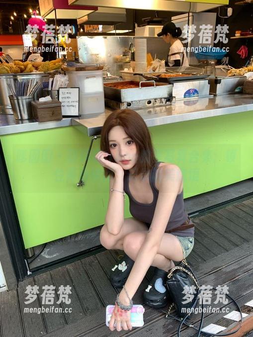 嗲囡囡 - 萌琪琪Irene教室写真合集：锁住青春瞬间，记录甜美意境