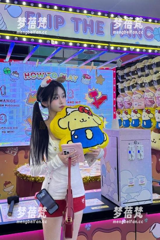 嗲囡囡 - 陈雅漫VICKY的眼镜风尚：一场别开生面的写真图集探索