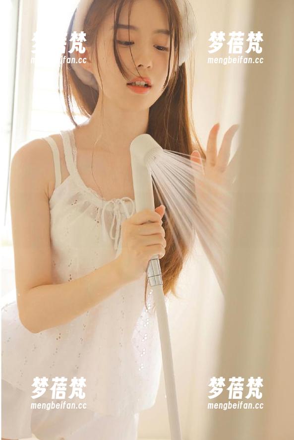 头条女神 - 筱慧舞者的灵动之美：全面解析她的原图与图册