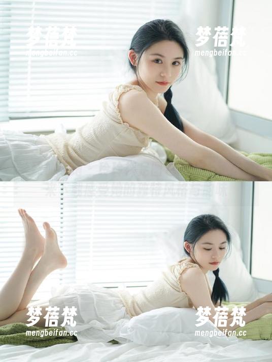 学妹加速跑 - 玲玲裸足图包震撼上线！快来下载感受她的独特风格与韵味