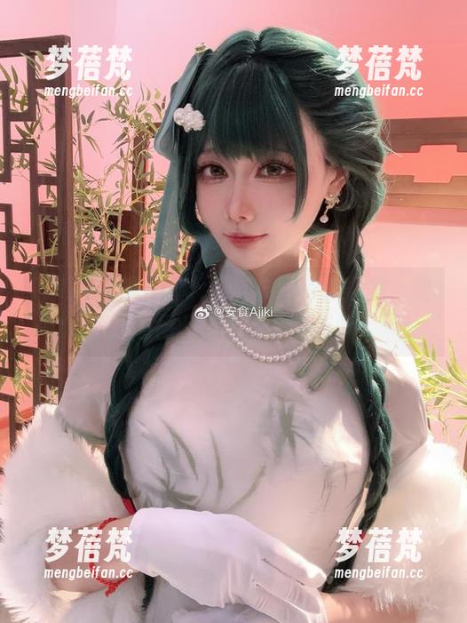 发现安食Ajiki风纪委员的写真之美，精美原图分享带来视觉盛宴