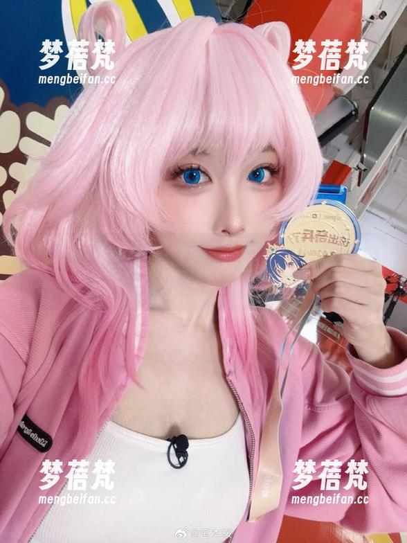 宫本樱埃吉尔女仆高清美图盘点，感受她独特的魅力与风情！