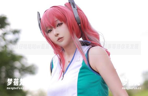 小容仔咕咕咕w最新写真集，精灵女战士的传奇故事等待你来发现