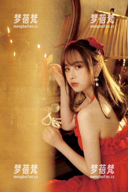 少女秩序 - 精选小鱼写真，探寻美足之美的无限可能与创意！