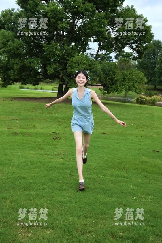 少女秩序献上双马尾白丝萌妹图包分享，绝对不容错过的视觉盛宴！
