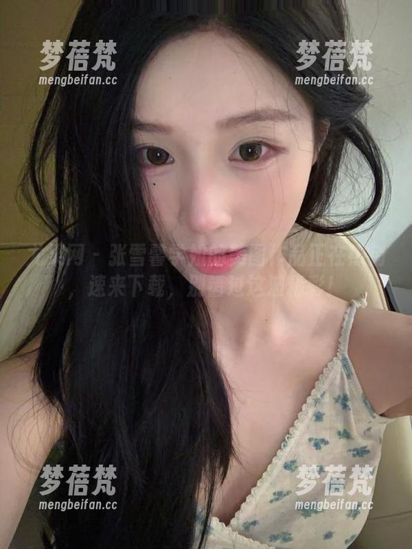 尤果网 - 张雪馨学姐的美图作品正在热销，速来下载，别错过这波精彩！