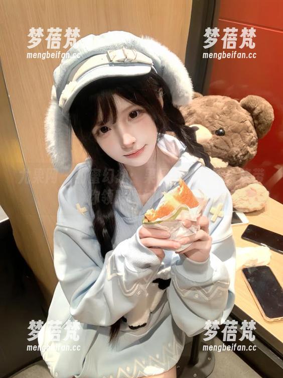尤果网 - 甜蜜幻想：果果红裙写真合集带你领略瞬间的魔力