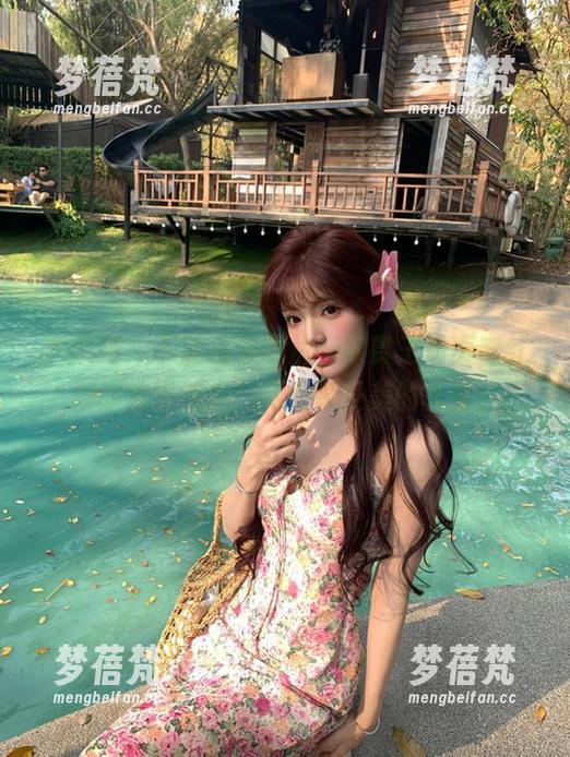 尤果网 - 下载精美图片，欣赏王幼贞穿红裙的浪漫气息，尽情享受美的享受！