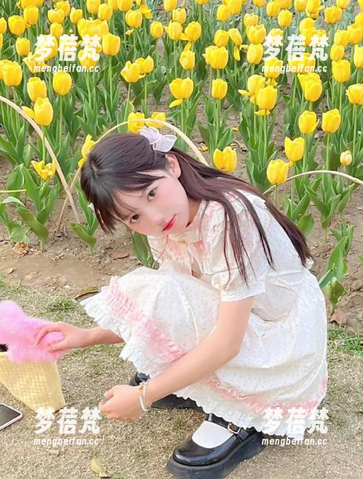 尤果网 - 迷人的新作！美替最新双马尾图集，带你感受青春的气息！