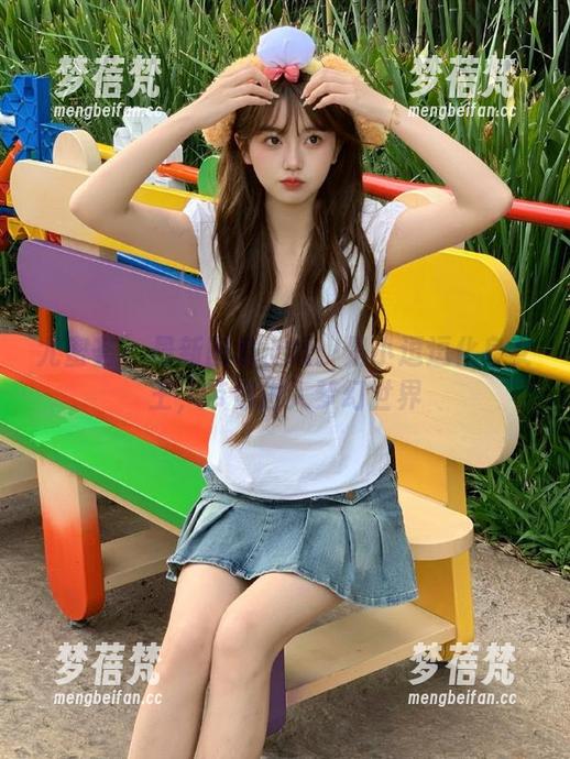 尤蜜荟 - 最新图集上线：是小逗逗化身女王，带你进入梦幻世界