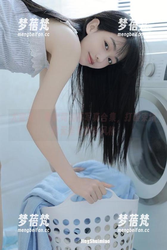 尤蜜荟 - 黄歆苑油亮写真合集，打破束缚的无圣光独特风格