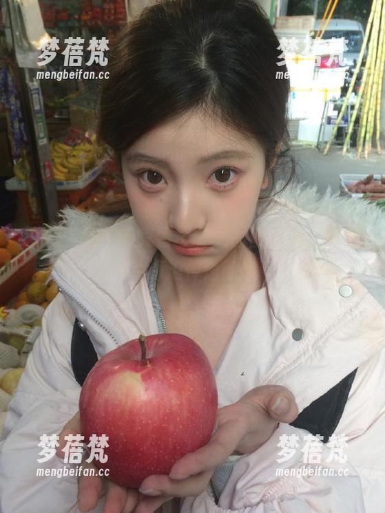 在屿鱼的“安克雷奇”美图图包中，感受每一片海浪传递的故事！