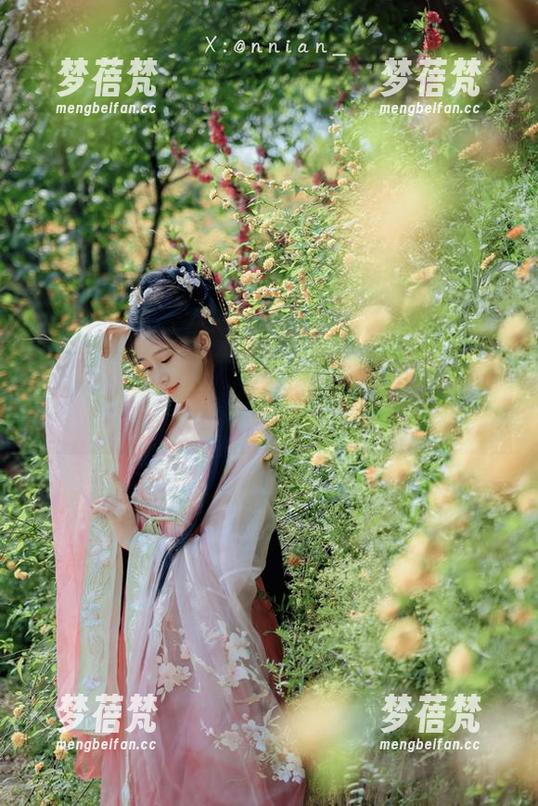 精选年年Nnian玉兔公主写真合集，快速分享超高清壁纸