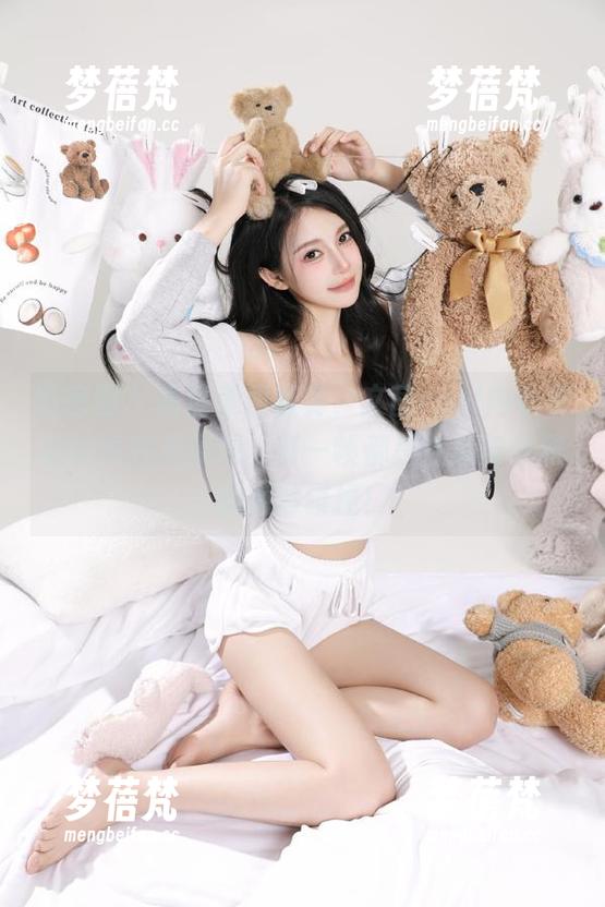 微密圈 - 高清美图盛宴，文茜cool内衣套装写真完美展现，每一帧都是性感与优雅的绝妙碰撞！