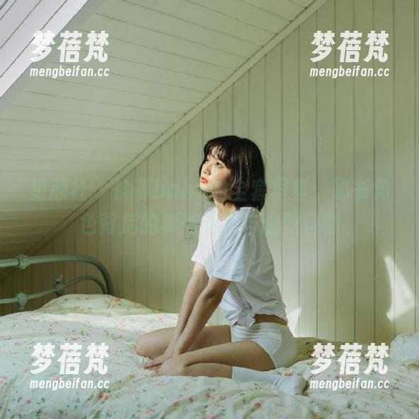 星颜社 - 佟蔓baby的全套写真：秘书角色背后的真情流露与幽默自嘲