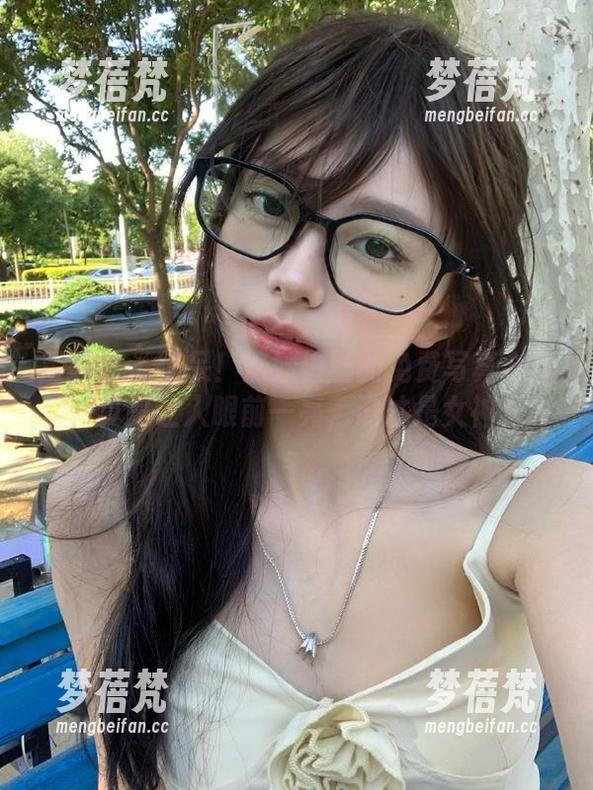 星颜社-清妙 星颜社 - 惊呆!清妙白丝的免费写真合集,真是让人眼前一亮,谁才是女神?