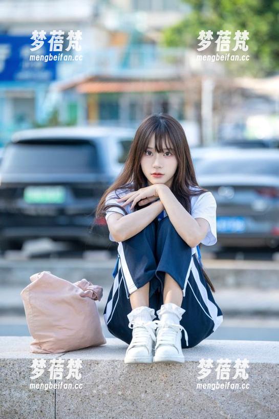 普美(bomi)女友的美图更新，简直就是开心果的一手好牌！
