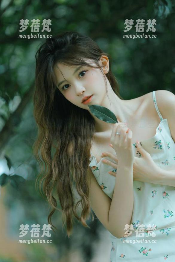 果团网-陈雅漫 果团网 - 陈雅漫的瑜伽写真:分享那些让人忍俊不禁的瑜伽姿势!