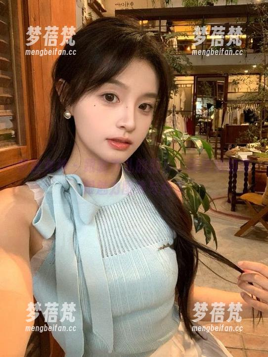 梦丝女神 - 跟随乔儿的脚步，探索她的高跟魅力图集与合集