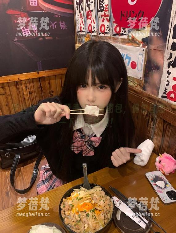 梦丝女神 - 雪馨美脚写真图包，偶尔自恋一下也无妨吧！