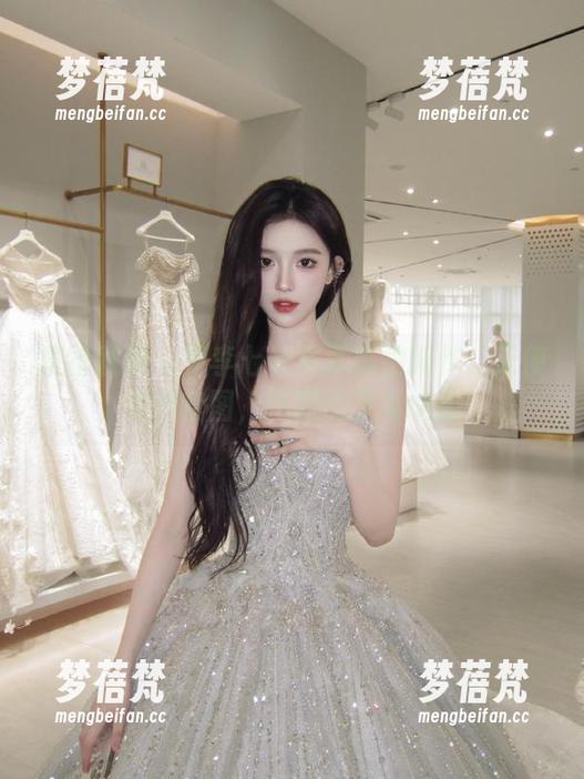 模特联盟 - 李李七七喜喜私拍新作：天使主题套图，尽显优雅与纯洁