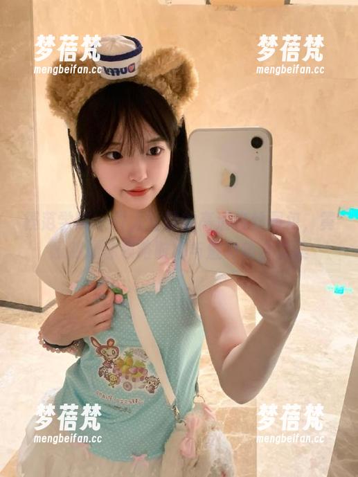 模范学院 - 引人注目的高清白丝图包，黄乐然让你领略时尚与魅力结合之美