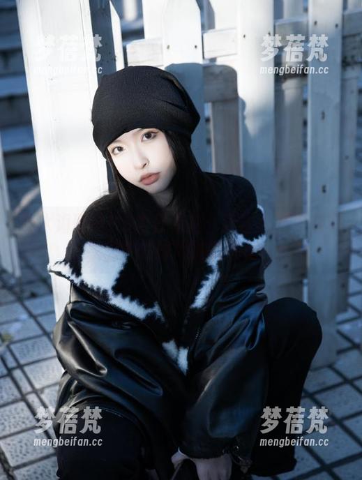轻水海鸥岛RS牛仔街拍：清水由乃写真集原图中的时尚爆笑瞬间！