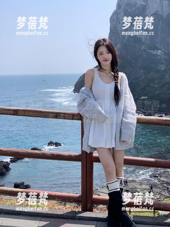 激萌文化-秋画之应 激萌文化 - 赏秋画之应最新吊带作品套图,感受摄影师的卓越创意