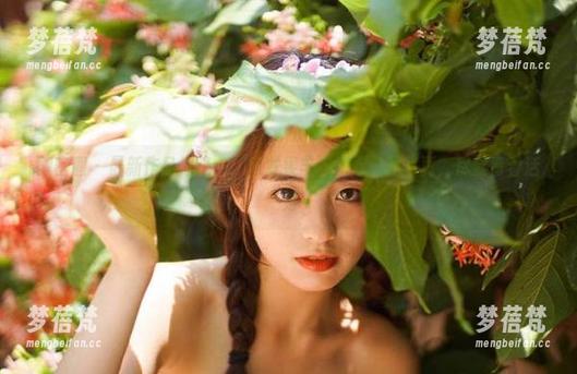 火龙果羊 微密圈 - 最新作品揭晓:“火龙果羊”的双马尾写真,尽显青春活力