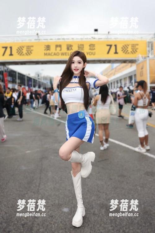 甜予摄影 - 齐齐高跟鞋写真：带你领略私房风情与动人瞬间的图片！