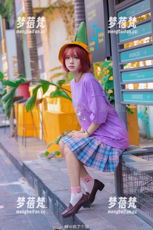 精选疯猫ss女友写真资源，展现她的青春与活力