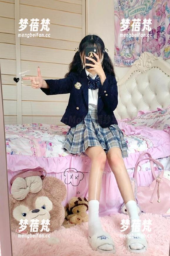 秀人网-伊小七MoMo 秀人网 - 伊小七MoMo婚纱写真全新上线,高清呈现浪漫爱情故事