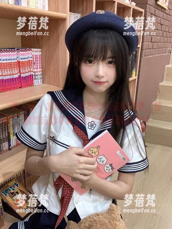 秀人网 - 发现周思乔Betty灰丝美学，精彩难忘的写真套图合集等你来欣赏