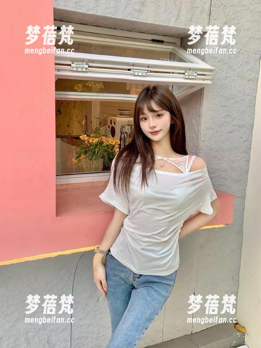 秀人网 - 杨紫嫣Cynthia内衣写真全套图包，撩动心弦的性感与柔美