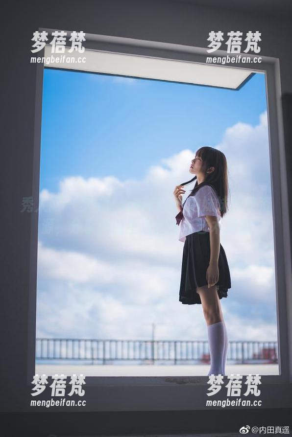 秀人网 - 梦娜Vanessa私拍妹妹精致资源，分享她的生活态度与艺术灵感