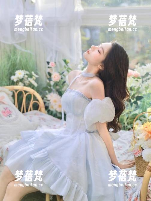 秀人网 - 不容错过！白甜御姐最新写真作品在图库中精彩绽放，快来围观吧！