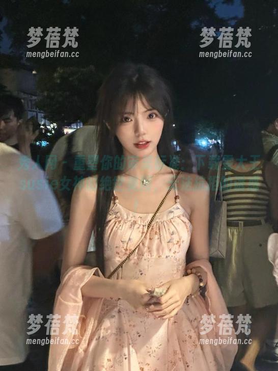 秀人网 - 重塑你的审美标准：下载雯大王susie女神的绝世美图，无法抗拒的诱惑！