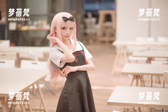绮太郎kitaro带你看喜多川海梦白色护士的精选写真，求不吐槽！