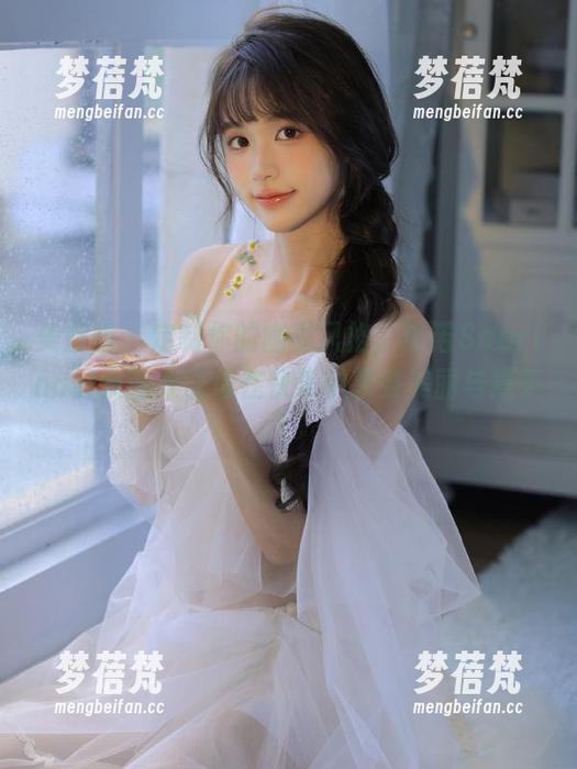 美媛馆 - 定制你的幽默风格，许诺Sabrina修女图集让你在快乐中享受美丽与搞笑！