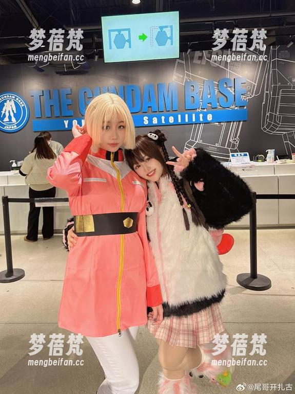 脱尾巴Mizuki推出无圣光牛仔裤作品，让每一寸细节都熠熠生辉