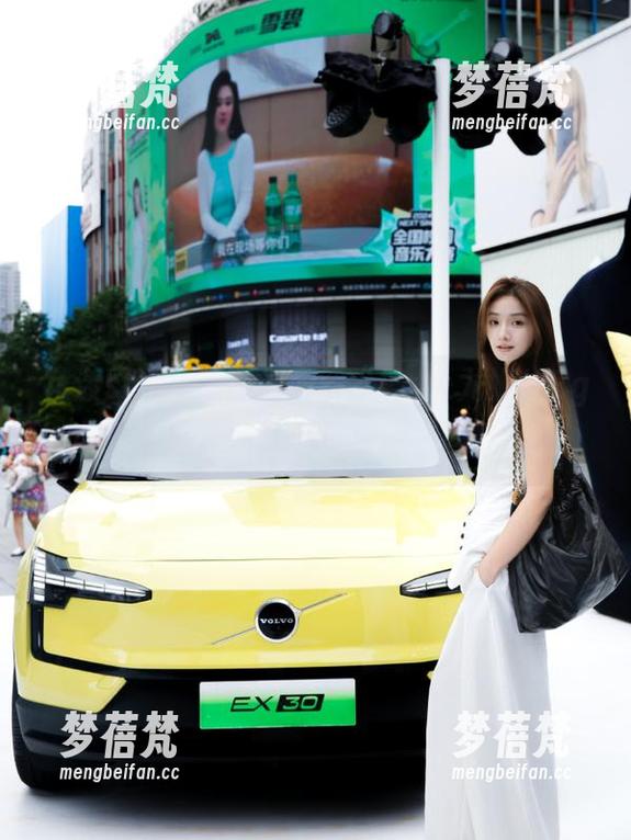 花漾show - 深入了解“Egg-尤妮丝EggJK”写真集，超值资源一网打尽！